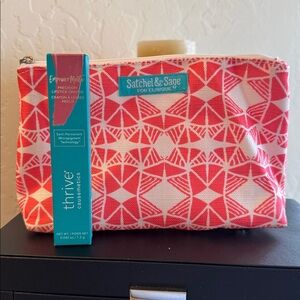 Thrive Causemetics precision, lipstick crayon